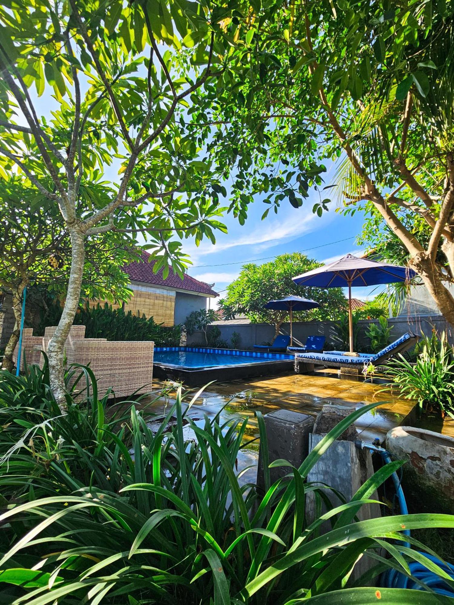 Hokita Home Stay Nusa Lembongan  Exterior photo