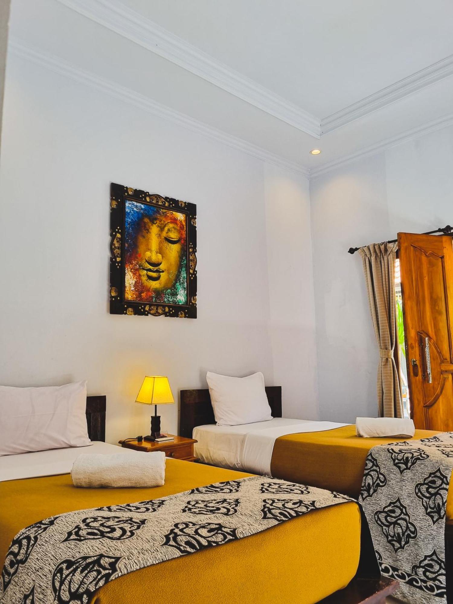Hokita Home Stay Nusa Lembongan  Exterior photo