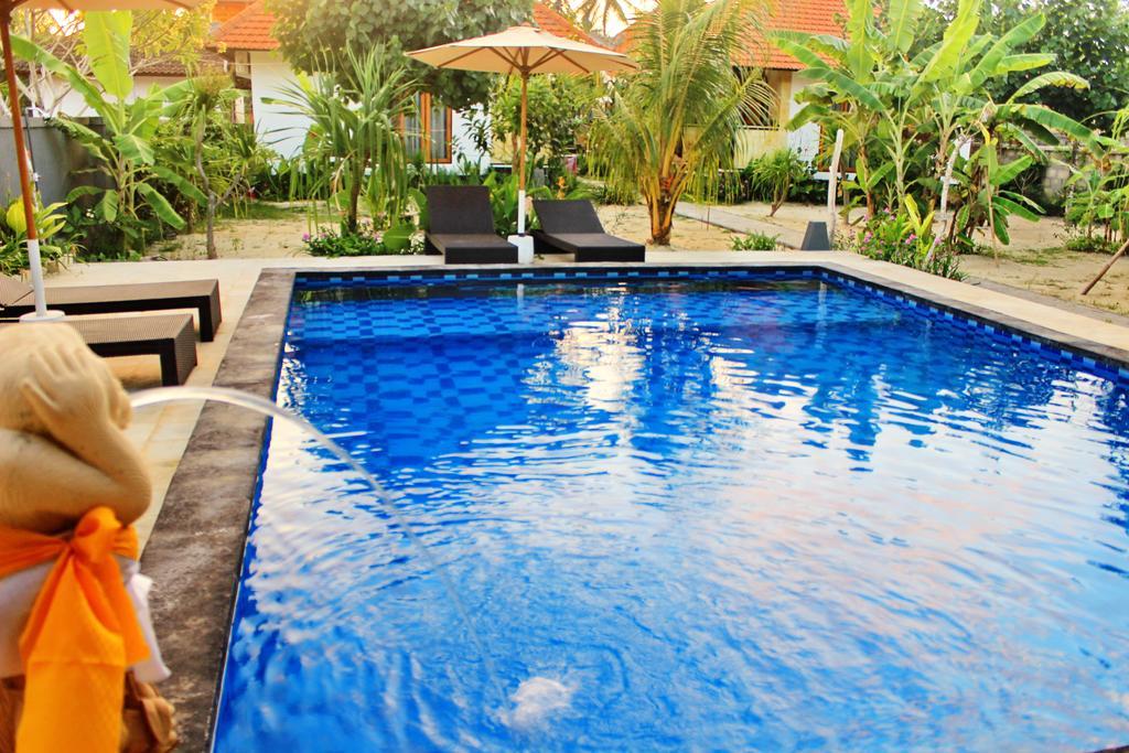 Hokita Home Stay Nusa Lembongan  Exterior photo